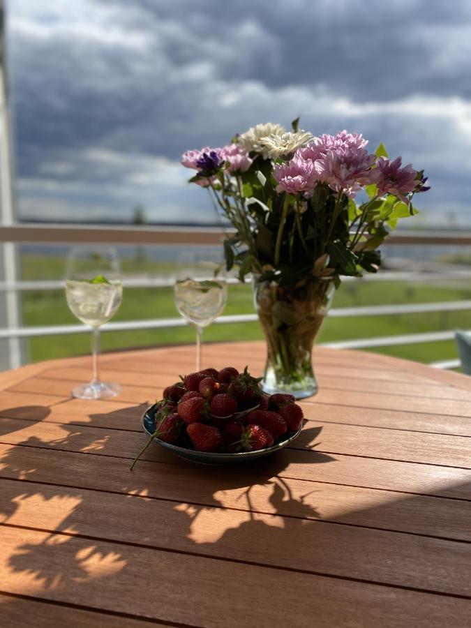 Modernes Apartment Am Hafen Mit Seeblick グロースレッシェン エクステリア 写真