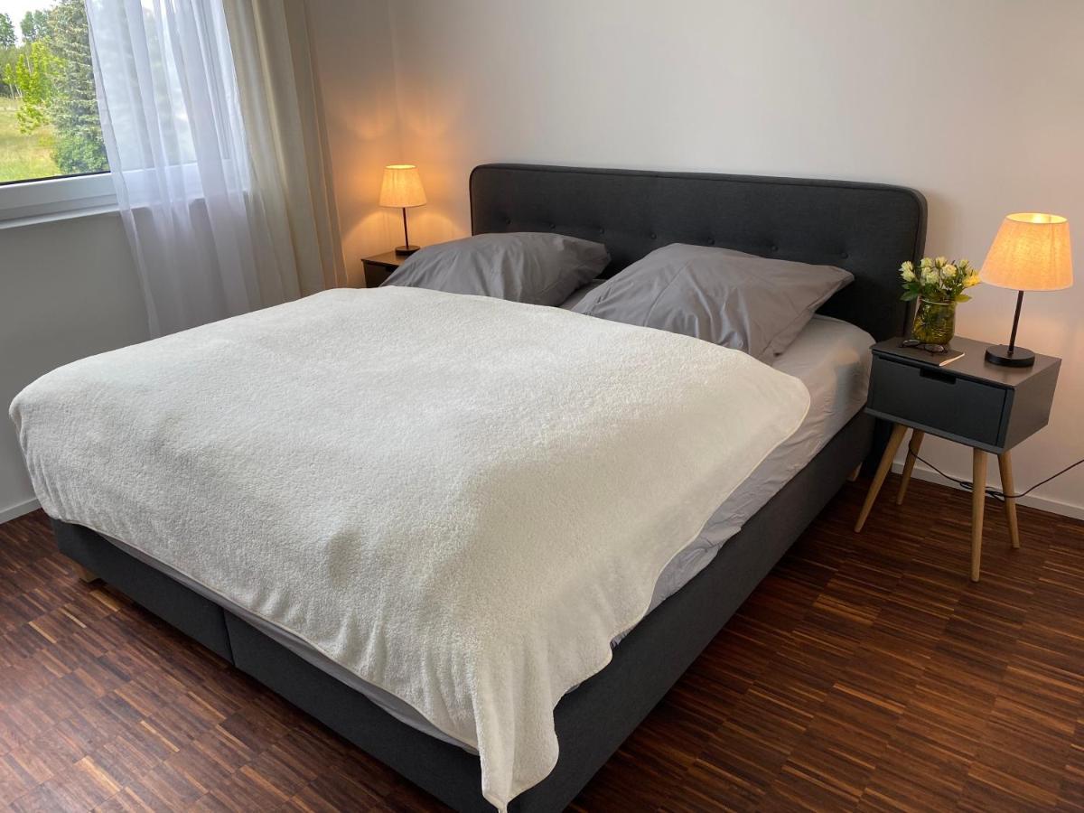 Modernes Apartment Am Hafen Mit Seeblick グロースレッシェン エクステリア 写真